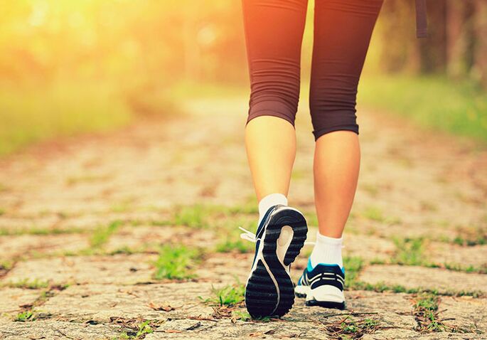 Caminar por peso de la pérdida del abdomen y los lados